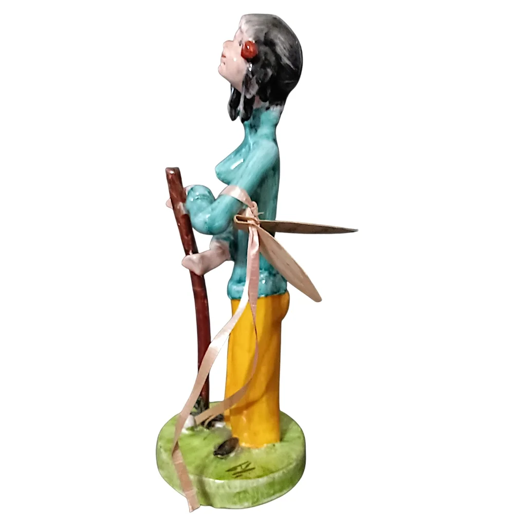 TP Ceramiche Poli Cesare Golf Figurine Female Golfer Pottery Art Gift Italy READ